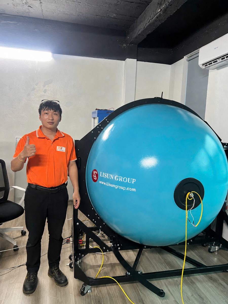 Bàn giao Hệ thống đo quang thông và quang phổ bằng quả cầu tích phân