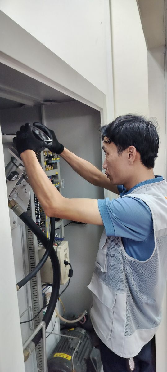 Sửa chữa làm kín hệ thống đường ống cấp nước